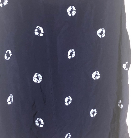 Abstract Printed Tank - Picture 4 of 6